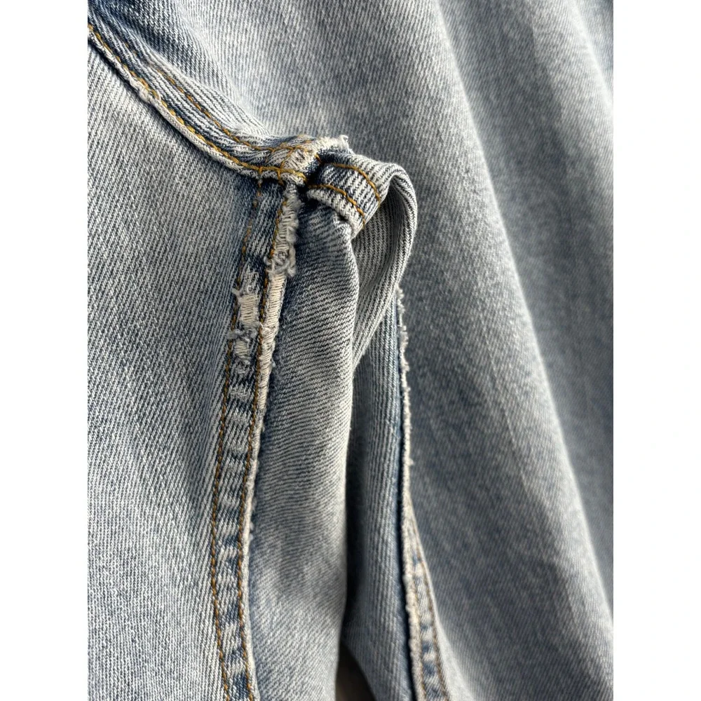 Y2K Levi's 505 Jeans Men's Blue Light Wash Relaxed Fit Distressed Size 44x32